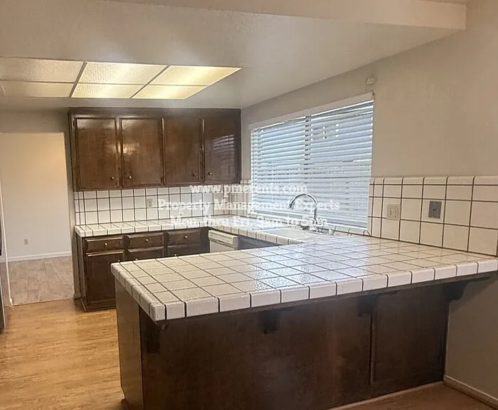 9130 Cornwall Dr — Photo 6