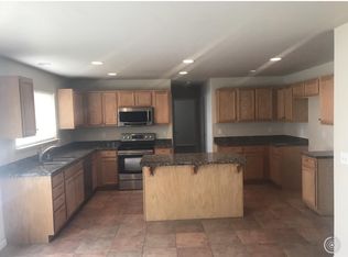 1352 White Bluffs Cir, Fernley, NV