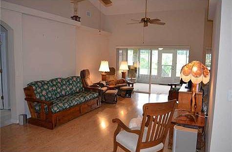2nd image of 13133 Biscayne Dr