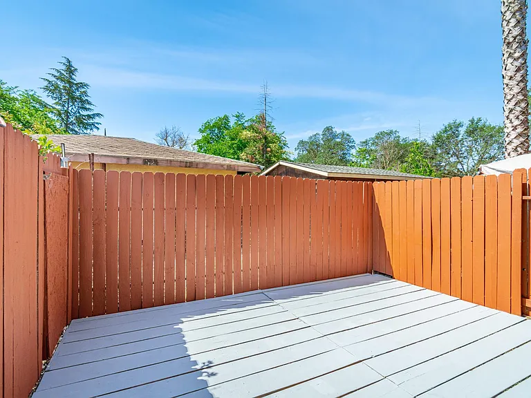 OakHill Townhomes — Photo 29