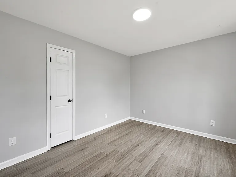1442 Riley Center Rd — Photo 29