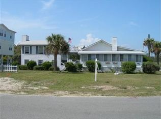 102 W Dolphin Dr, Oak Island, NC 28465