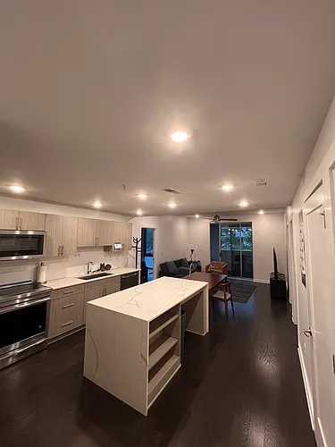 3116 W End Cir #204 Photo 1