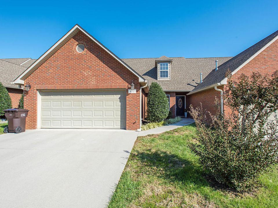 1st image of 252 Meadow Walk Ln