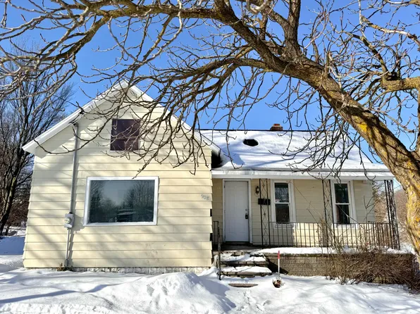 908 Ramsdell St, Manistee, MI 49660