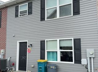 142 Delano Dr, Chambersburg, PA 17201