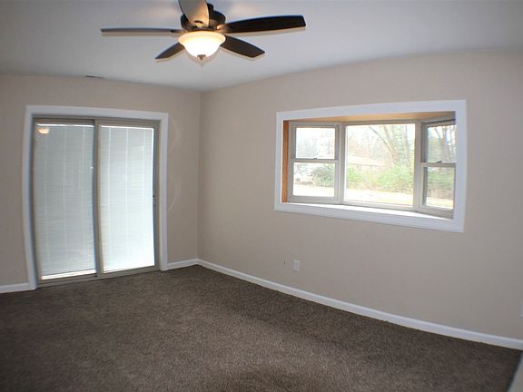 4th image of 34159 Rosewood St