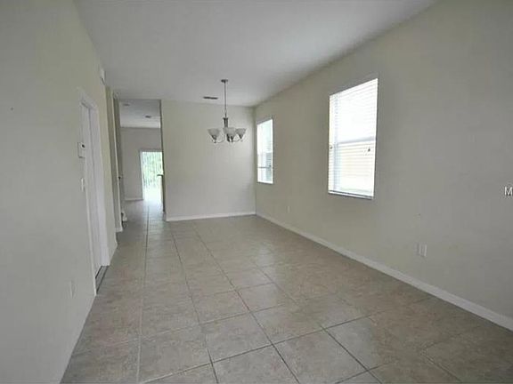 5th image of 11225 Savannah Landing Cir