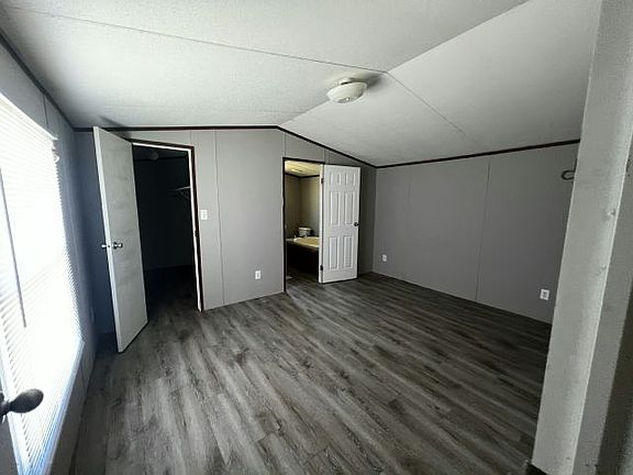 2nd image of 2101 SW 38th St Lot 182