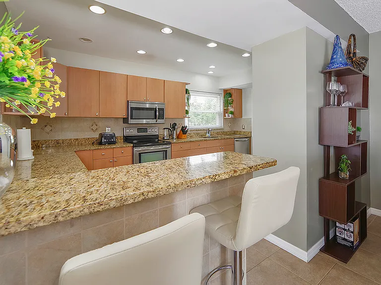 8318 Palma Vista Ln — Photo 17