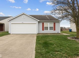 8452 Abbey Dell Dr, Camby, IN 46113