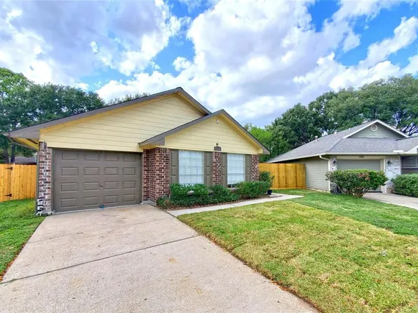 11011 Shadowfield Dr, Houston, TX 77064