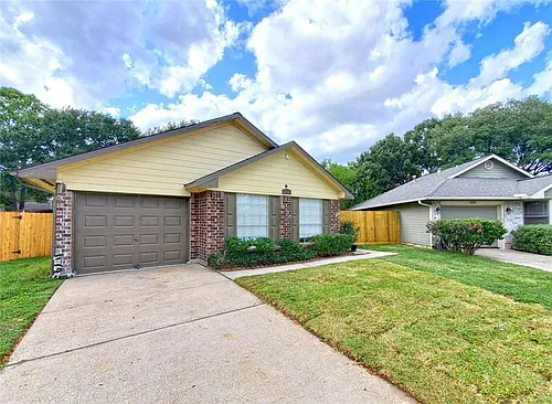 11011 Shadowfield Dr Photo 1