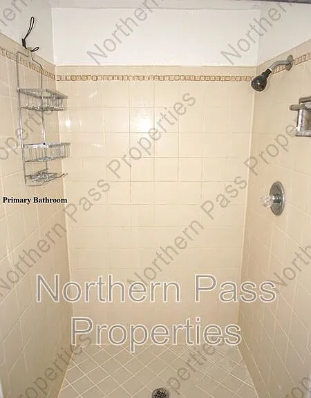 2100 Robert Wynn St — Photo 18