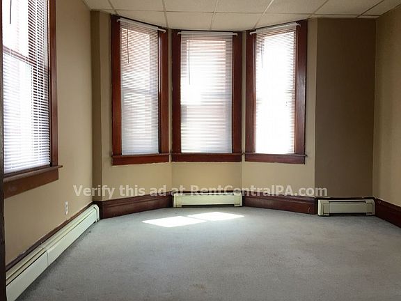 3rd image of 105 Verbeke St