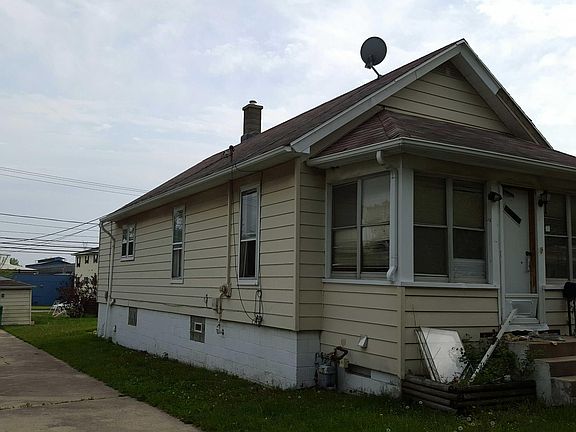 2nd image of 924 Otis Ave