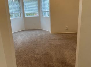 203 NE Graham St APT B, Portland, OR 97212