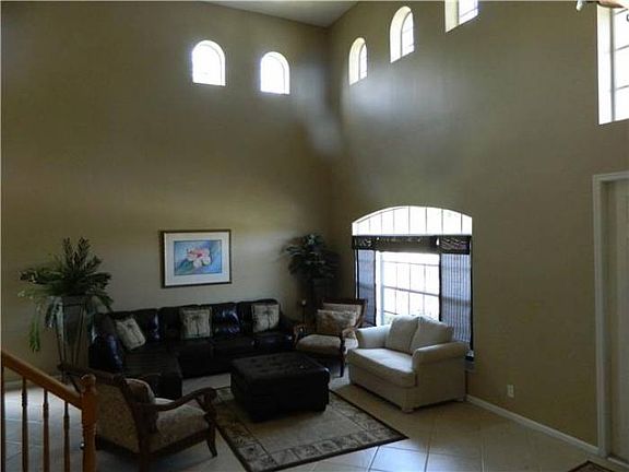 4th image of 2698 SW Newberry Ct