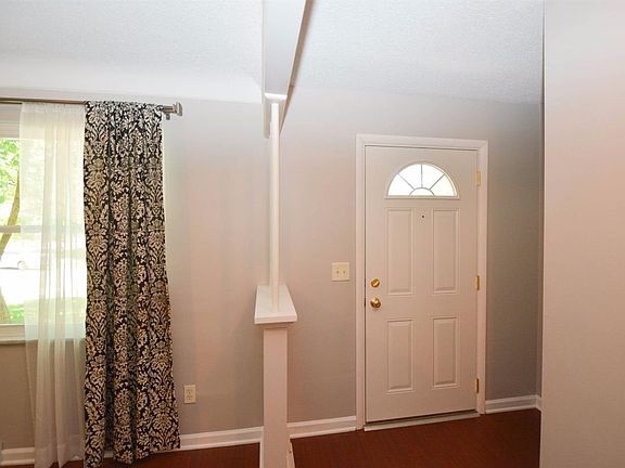 4th image of 6638 Orleans Ct
