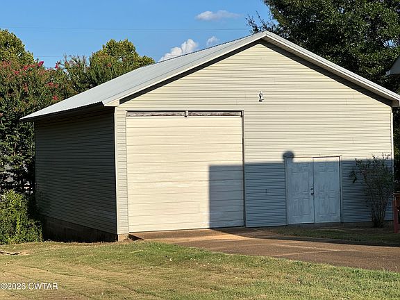 5th image of 94 New Renfroe St