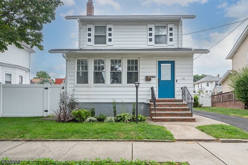 1st image of 185 Linden Ave