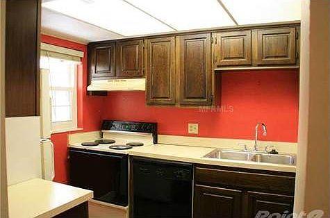 5th image of 3811 N Oak Dr Unit E71