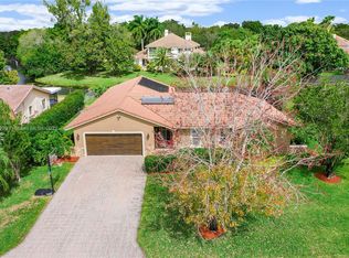 10337 NW 17th St, Pompano Beach, FL 33071