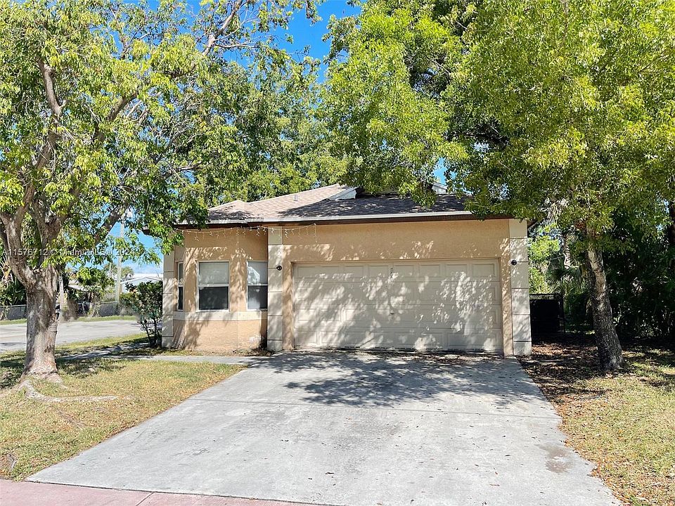 1st image of 890 NW 25th Ave