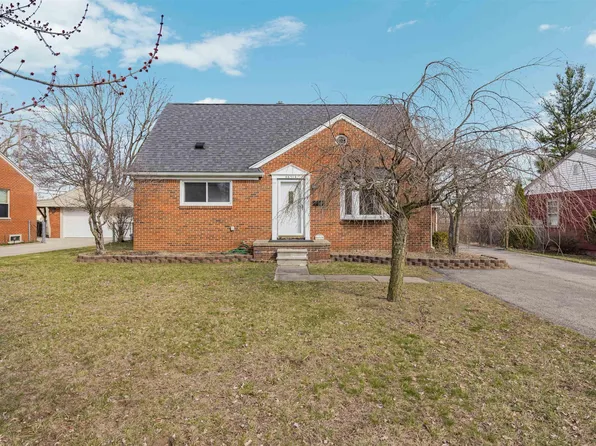 46514 Wright Ave, Shelby Township, MI 48317