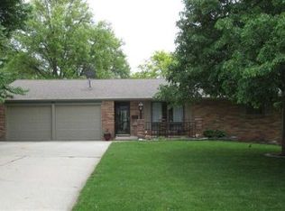 909 Darwin St, Beatrice, NE 68310