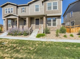 21987 E Quincy Cir, Aurora, CO 80015