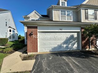 902 Bluebell Cir, Joliet, IL 60431
