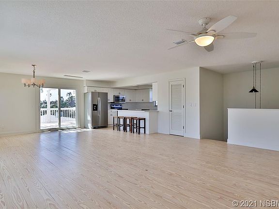 4th image of 1404 N Atlantic Ave