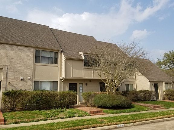 3rd image of 15306 Gorham Dr