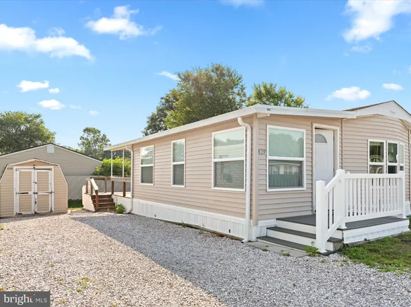 429 Timberline Cir, Berlin, MD 21811