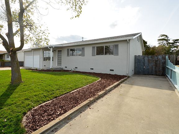 4th image of 15961 Eton Way