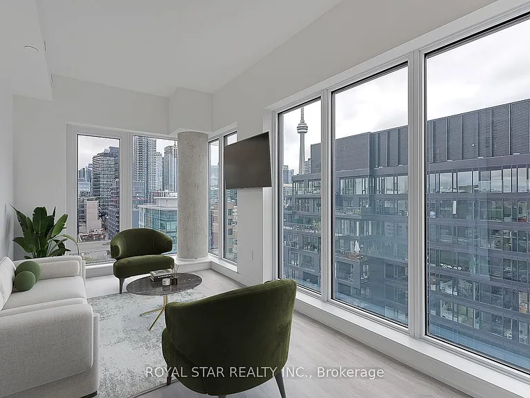 2 Augusta Ave #Penthouse 04 — Photo 21