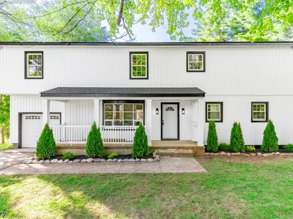 1379 Blair Ct, Bridgewater Twp., NJ 08807