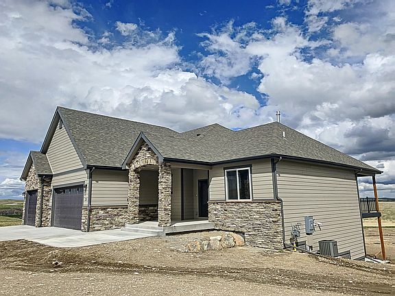 2nd image of 31 Sand Creek Dr