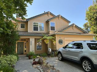 3026 Carmelo Ln, Davis, CA 95618