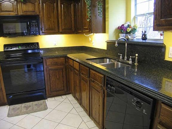 4th image of 3208 La Paloma Dr