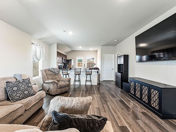 5th image of 5427 Salida Avenue