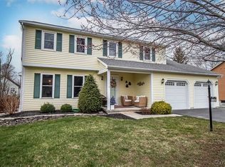 9268 Bendigo Dr, Baldwinsville, NY 13027