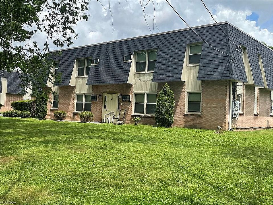 1st image of 5039-5049 Aravesta Ave