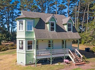 126 Lake St, Point Arena, CA 95468