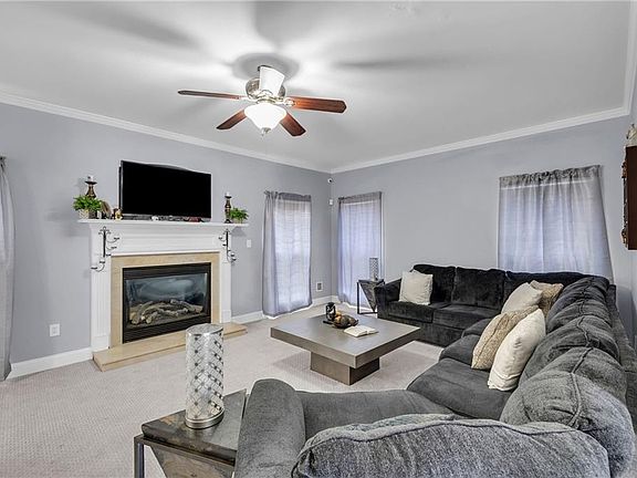 5th image of 437 Branch Forest Way