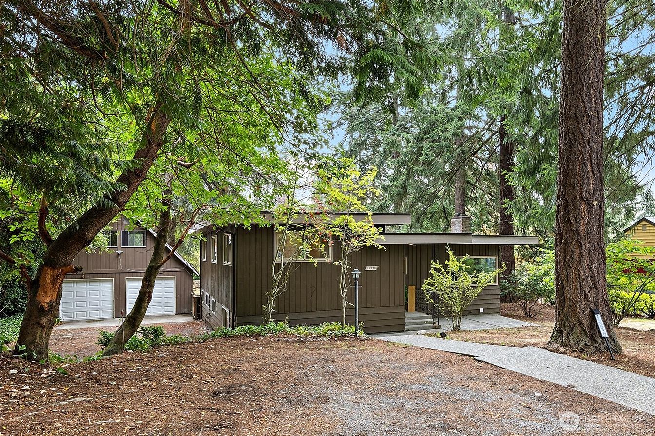 1st image of 12216 12th Avenue S