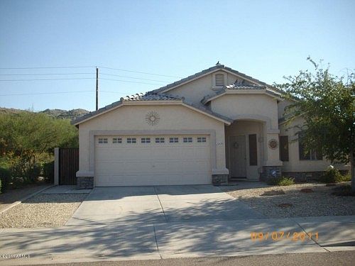 1st image of 2005 E Winston Dr