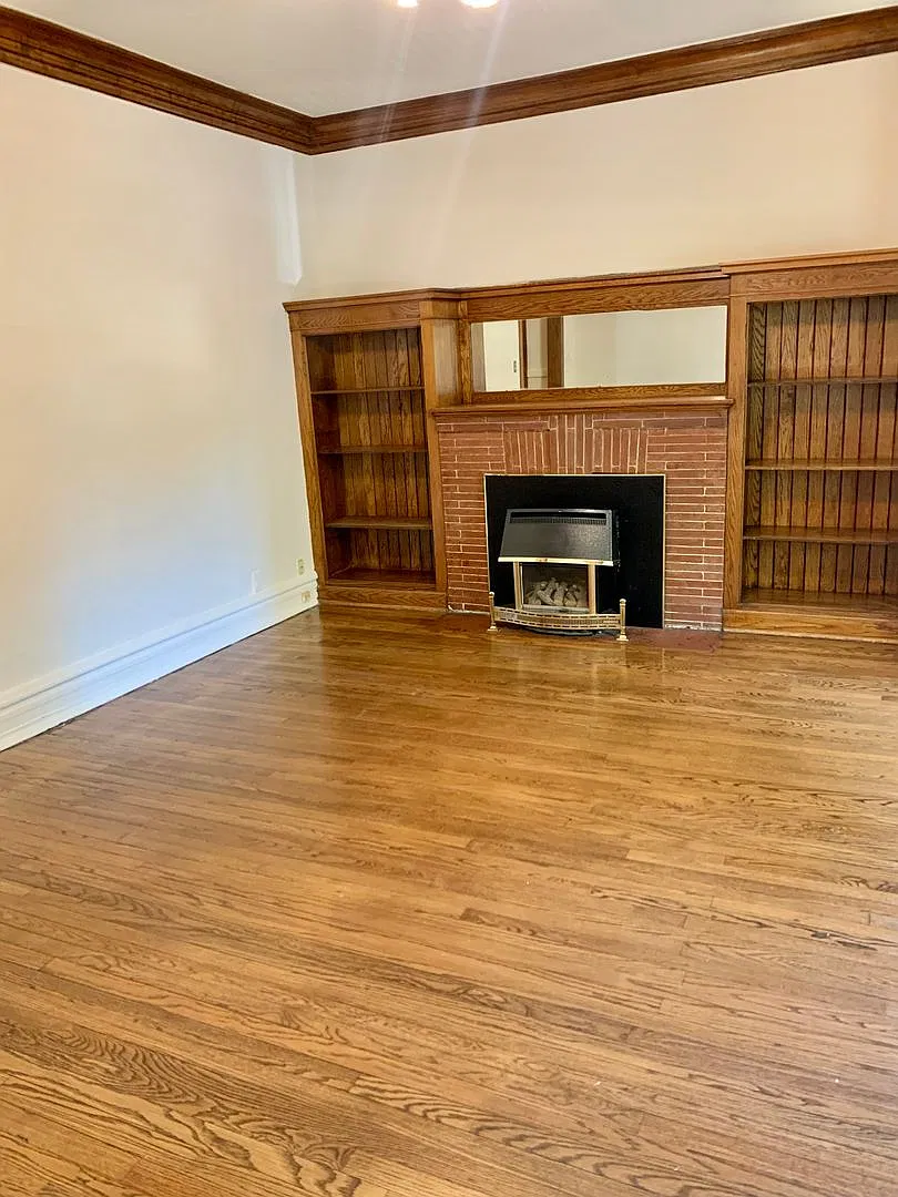 2920 N. Burling — Photo 4