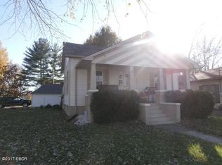 401 W Main St, Du Quoin, IL 62832